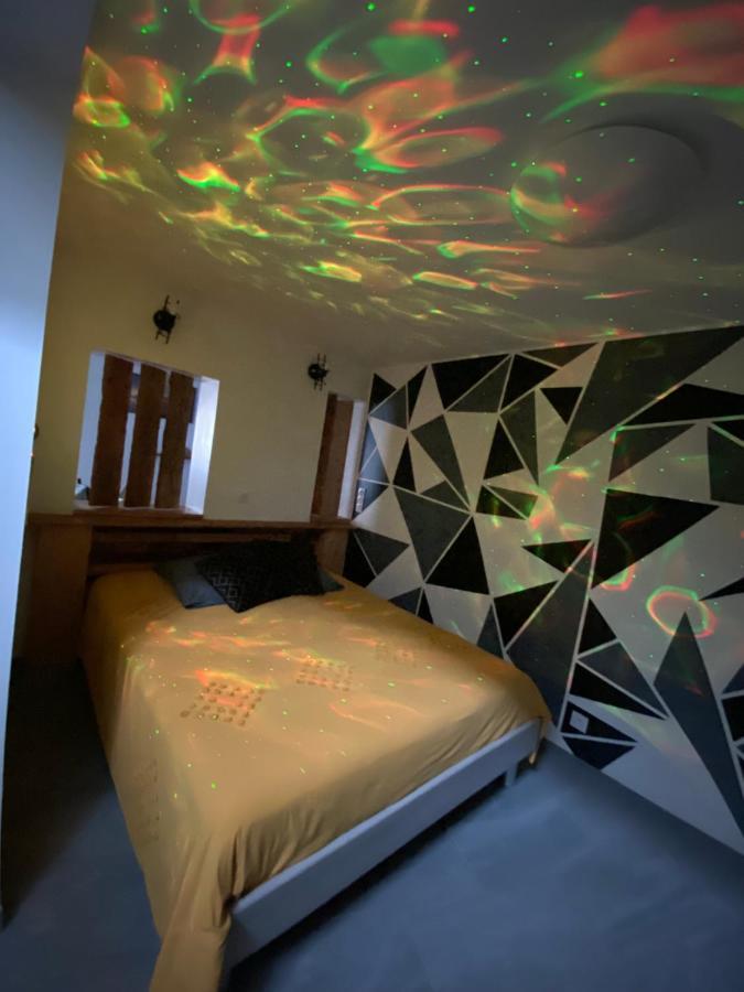 Au Coeur Du Senechal Apartment Marquise Bagian luar foto